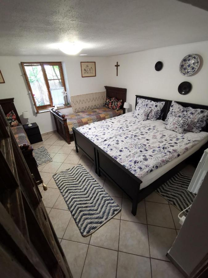 Berko Vendeghaz Apartment Rakoczifalva ภายนอก รูปภาพ